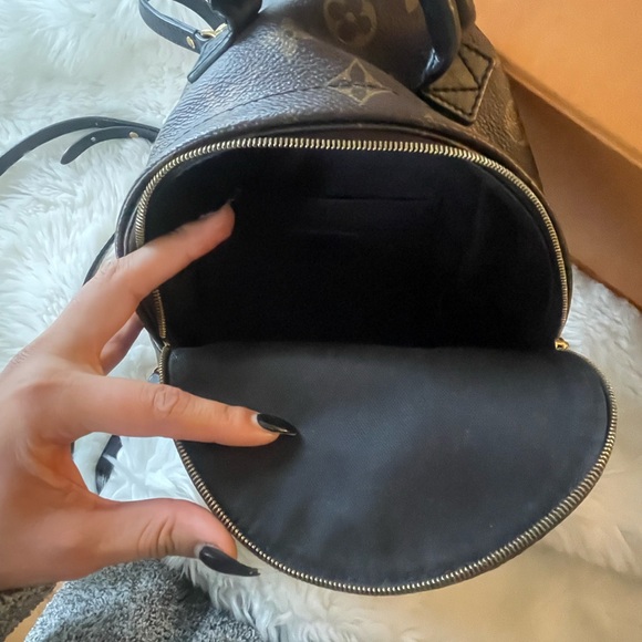 Louis Vuitton Palm Springs mini purse - Picture 6 of 9